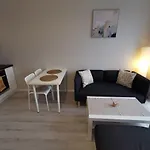 アパート Apartmenty Adler - White シュチェチン